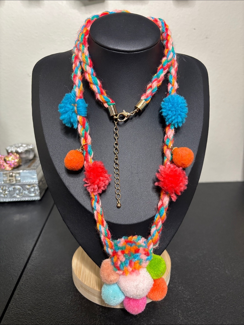 Fashion Colorful Pom-Pom Braided Statement Necklace - Multicolor Clown